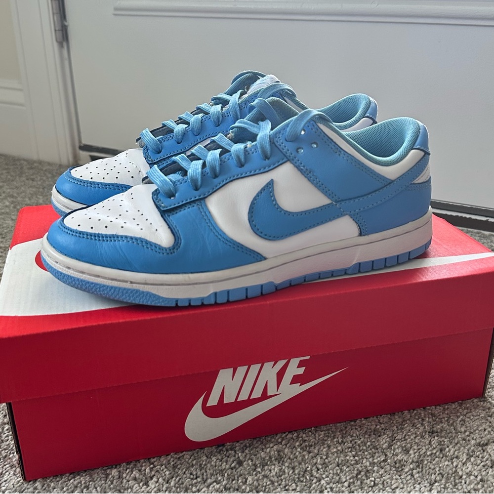 UNC Nike Dunk Low Retro - White/University Blue